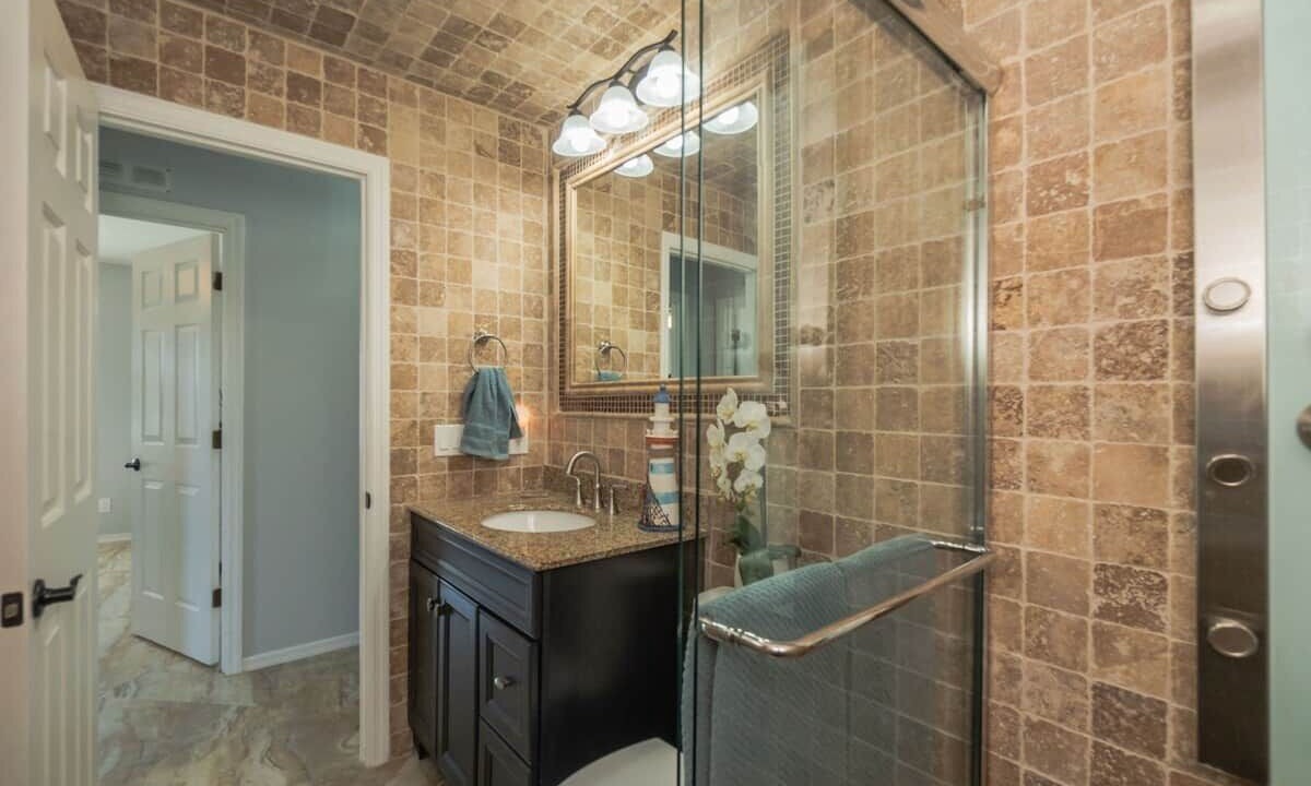 Photo of Bathroom in Key Largo