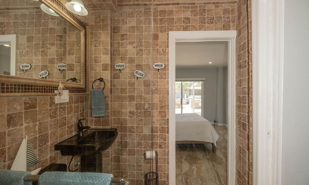 Photo of Bathroom in Key Largo