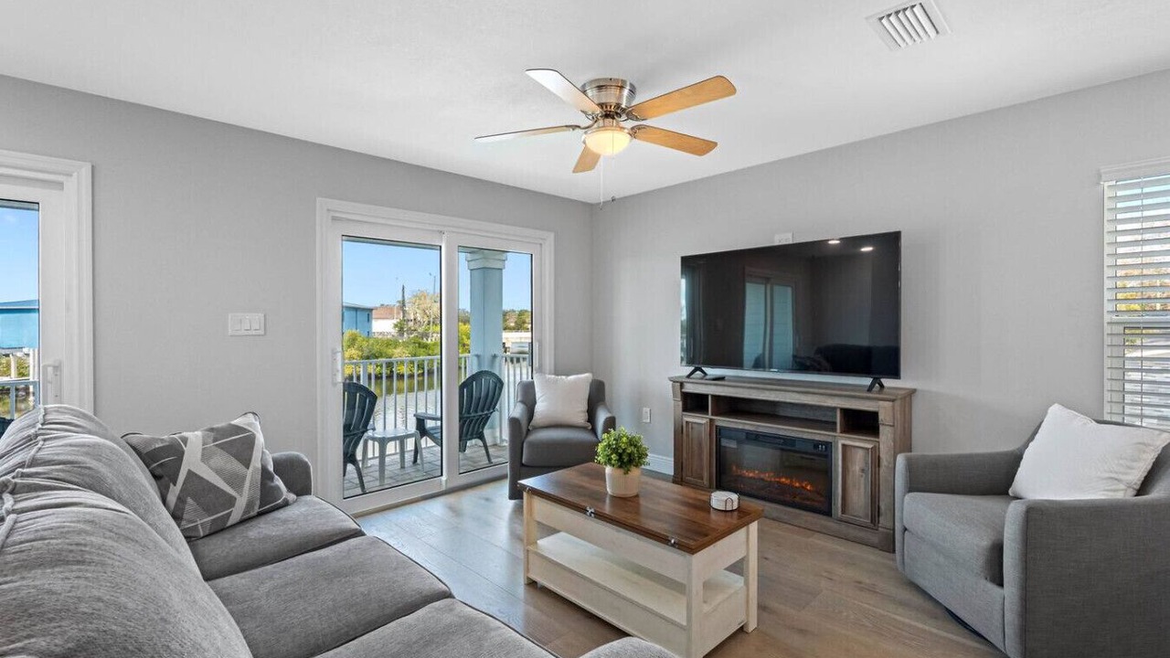 Photo of Livingroom in Tampa