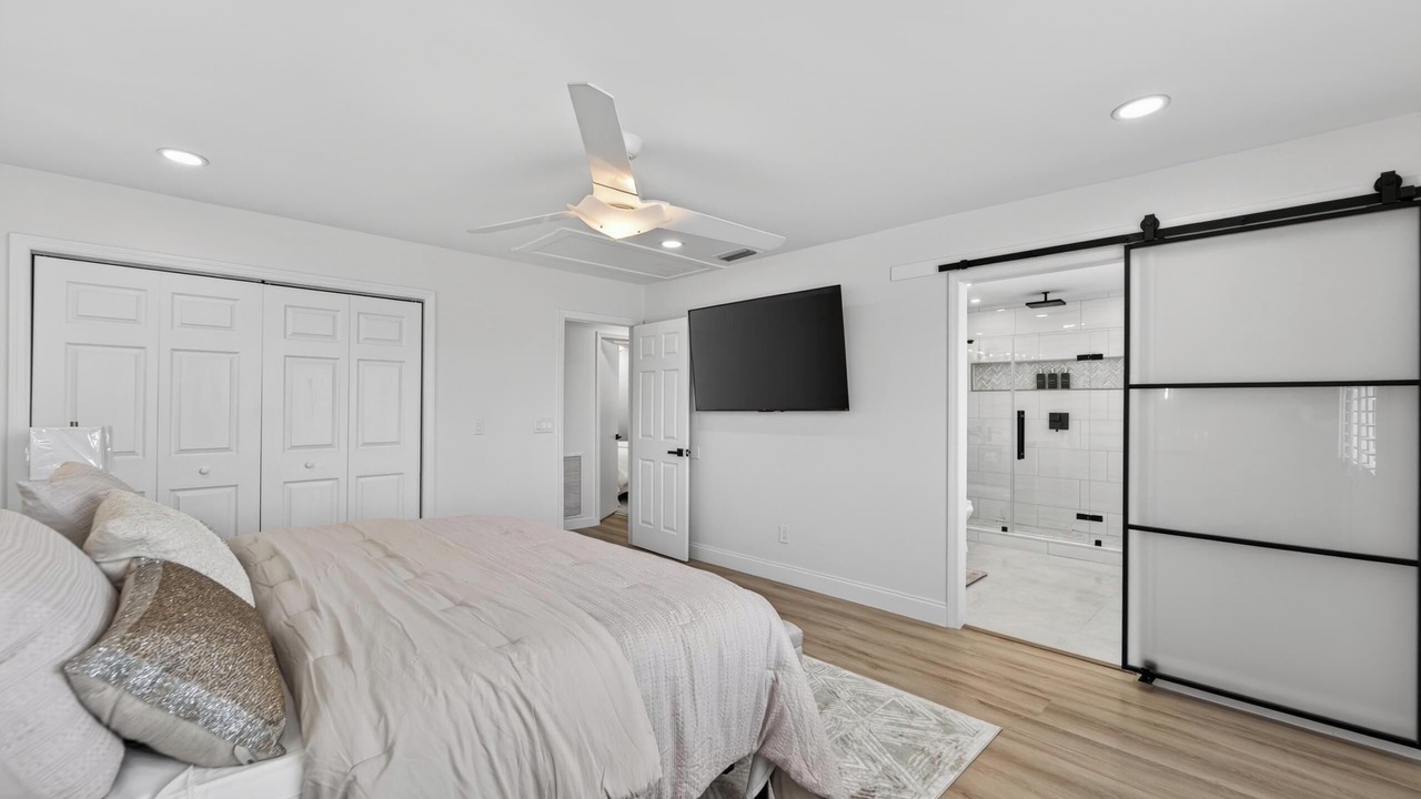 Photo of Bedroom in Riverview