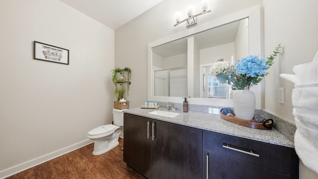 Photo of Bathroom in Courier City - Oscawana