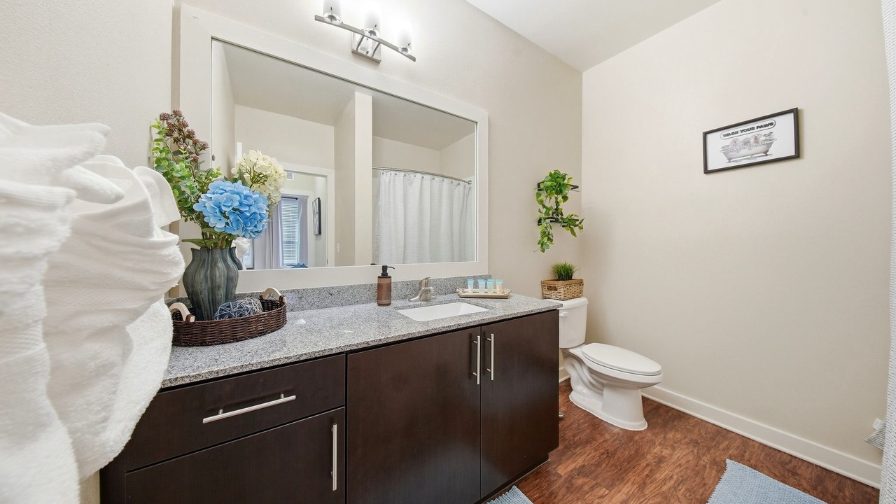 Photo of Bathroom in Courier City - Oscawana