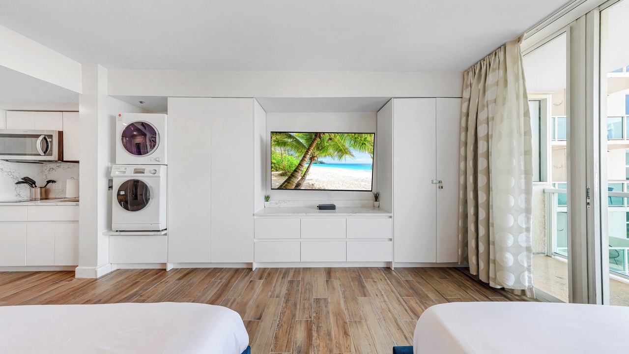 Photo of Bedroom in Coconut Grove