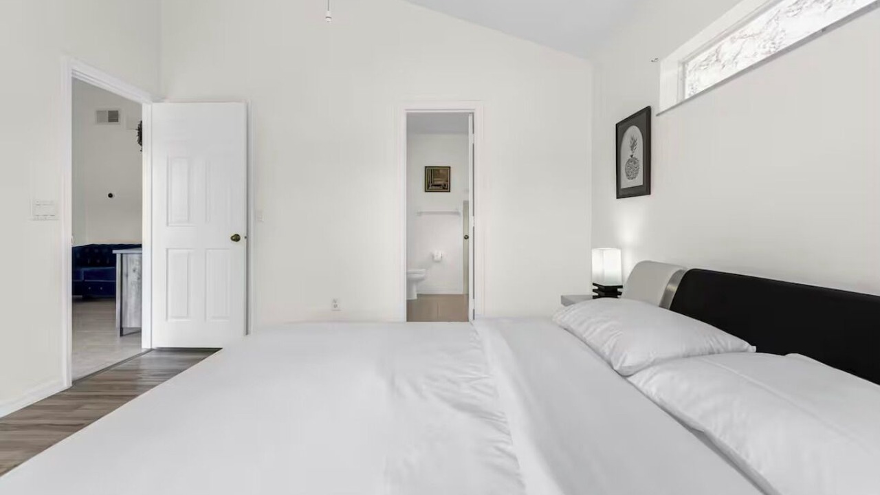 Photo of Bedroom in Crystal Cove