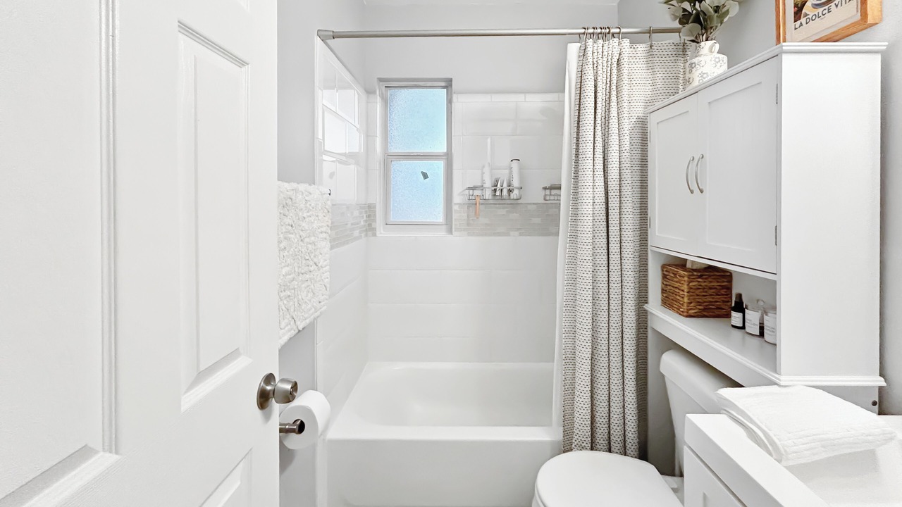 Photo of Bathroom in United Central