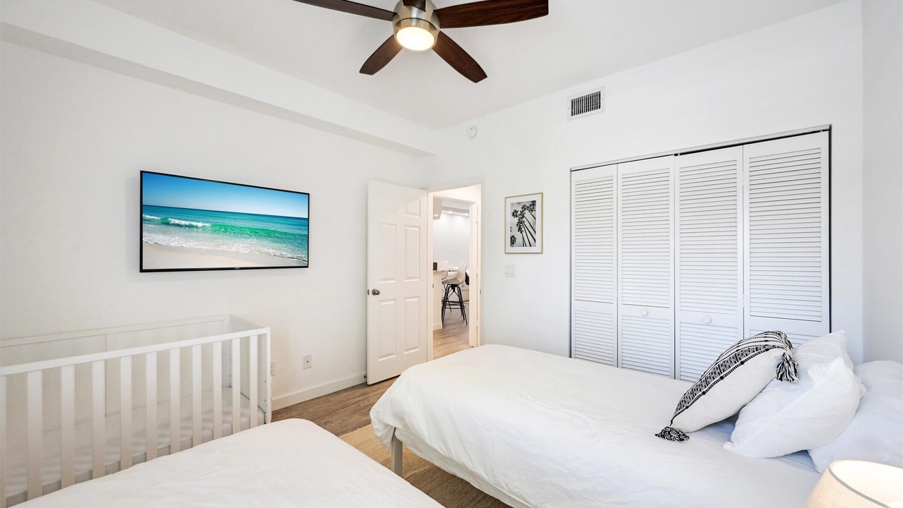 Photo of Bedroom in Pelican Bay