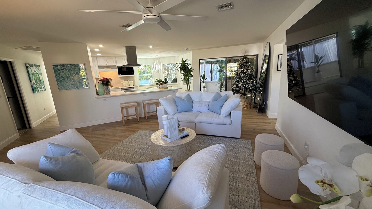 Photo of Livingroom in Bonita Springs