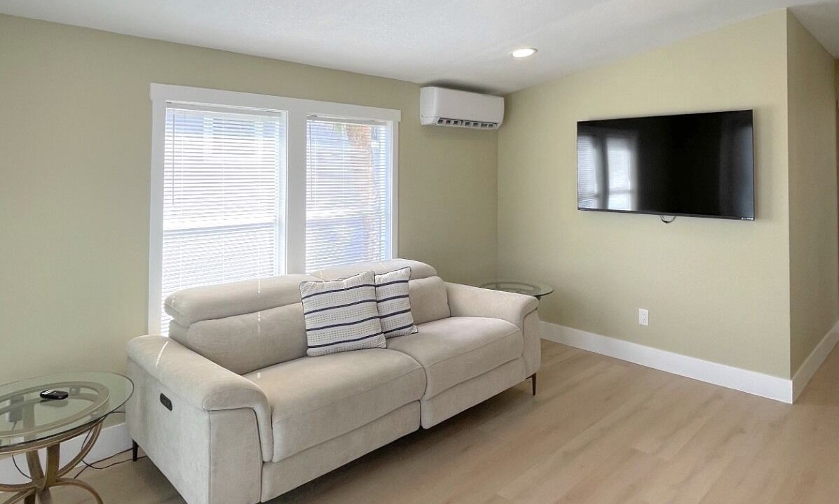 Photo of Livingroom in Iona