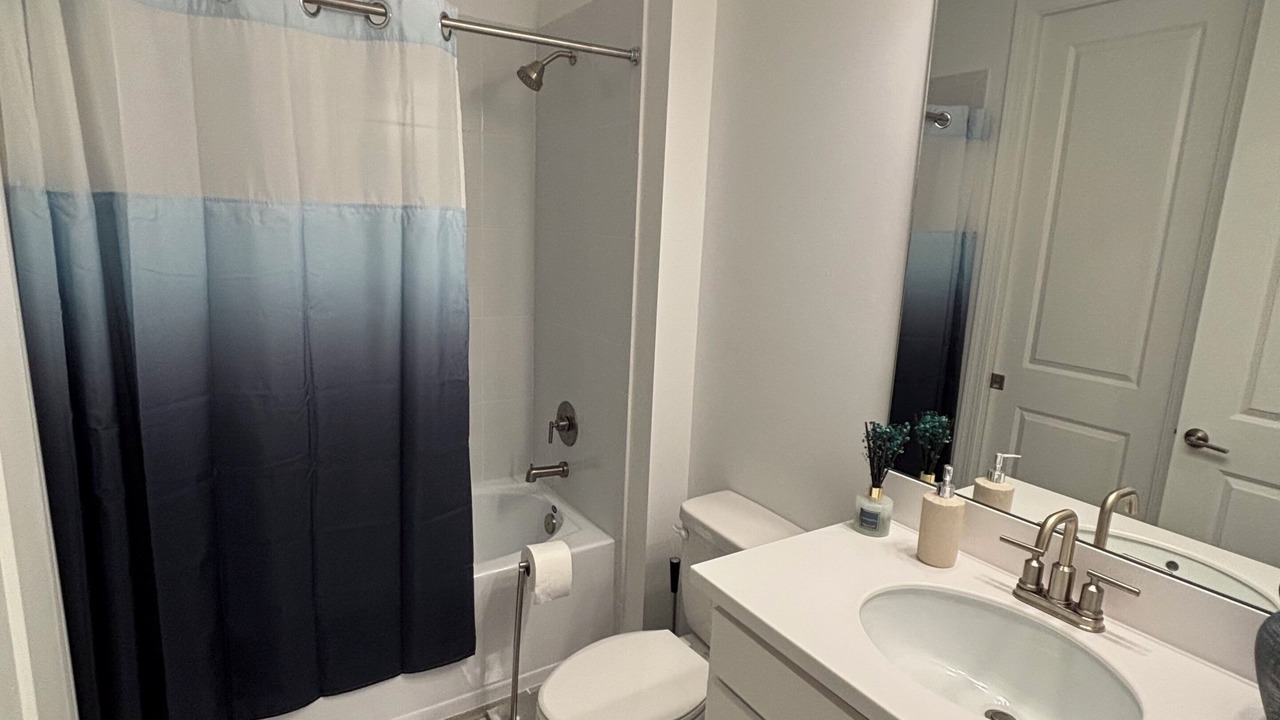 Photo of Bathroom in Naples