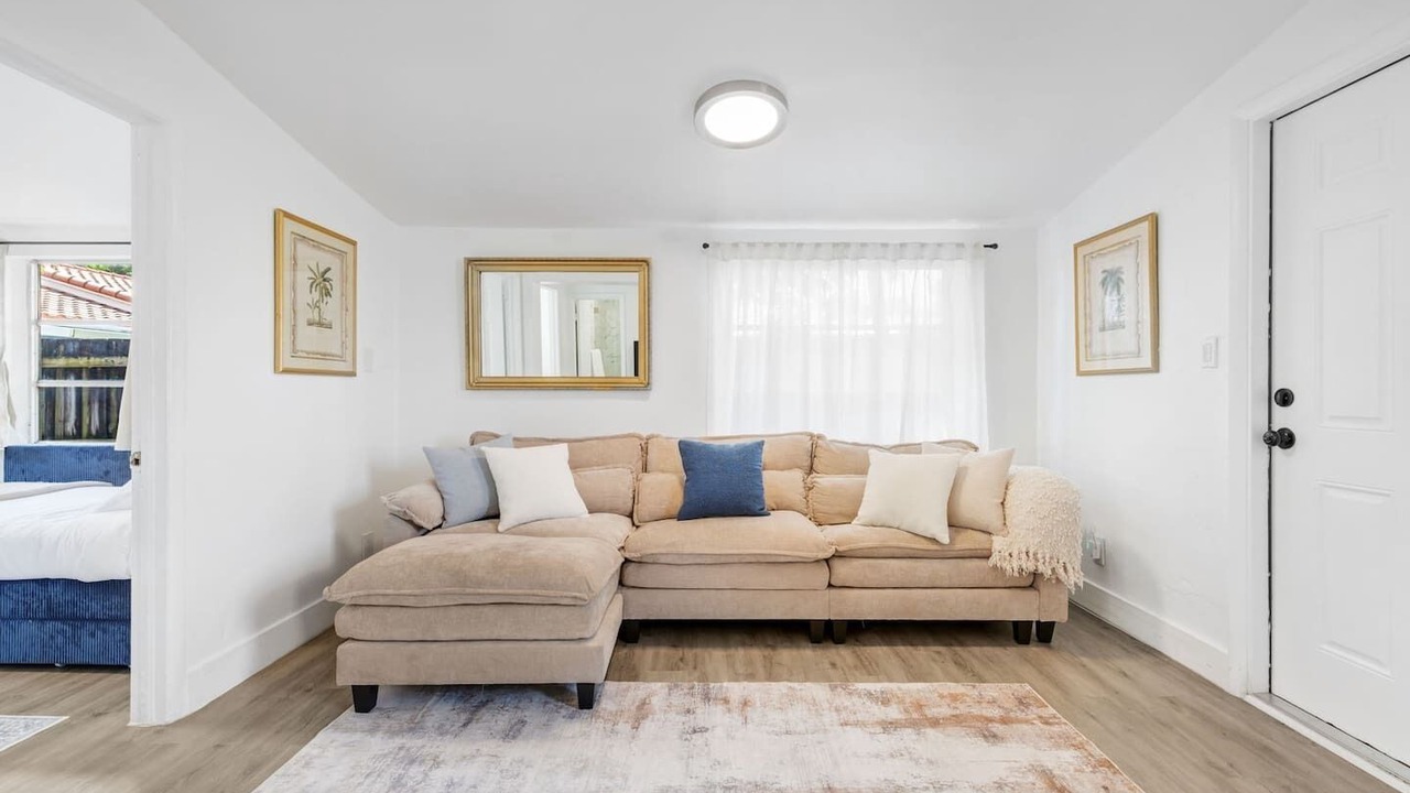 Photo of Livingroom in Coral Way