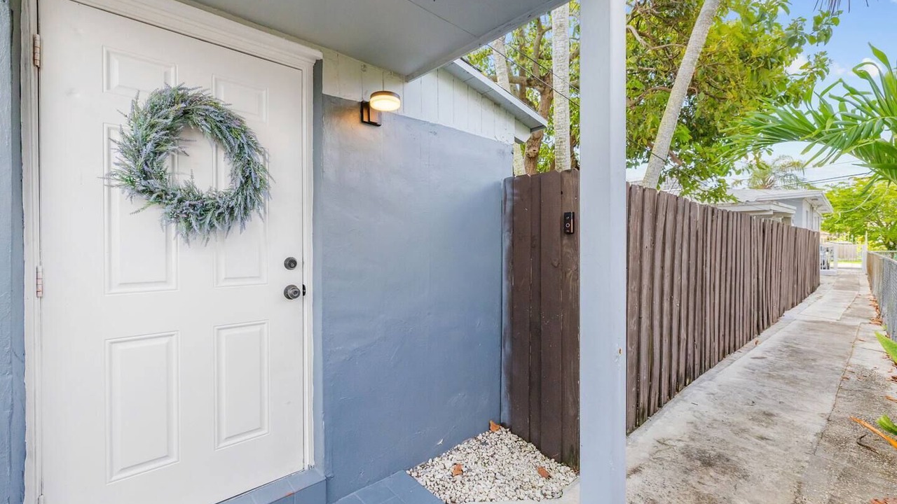Photo of Outdoor in Coral Way