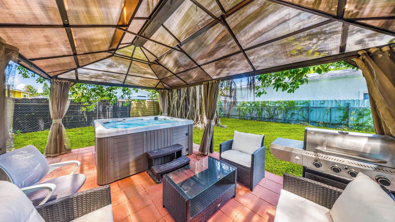 Photo of Patio Balcony in Seybold