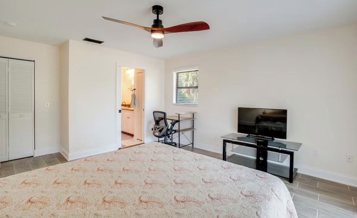 Photo of Bedroom in Englewood