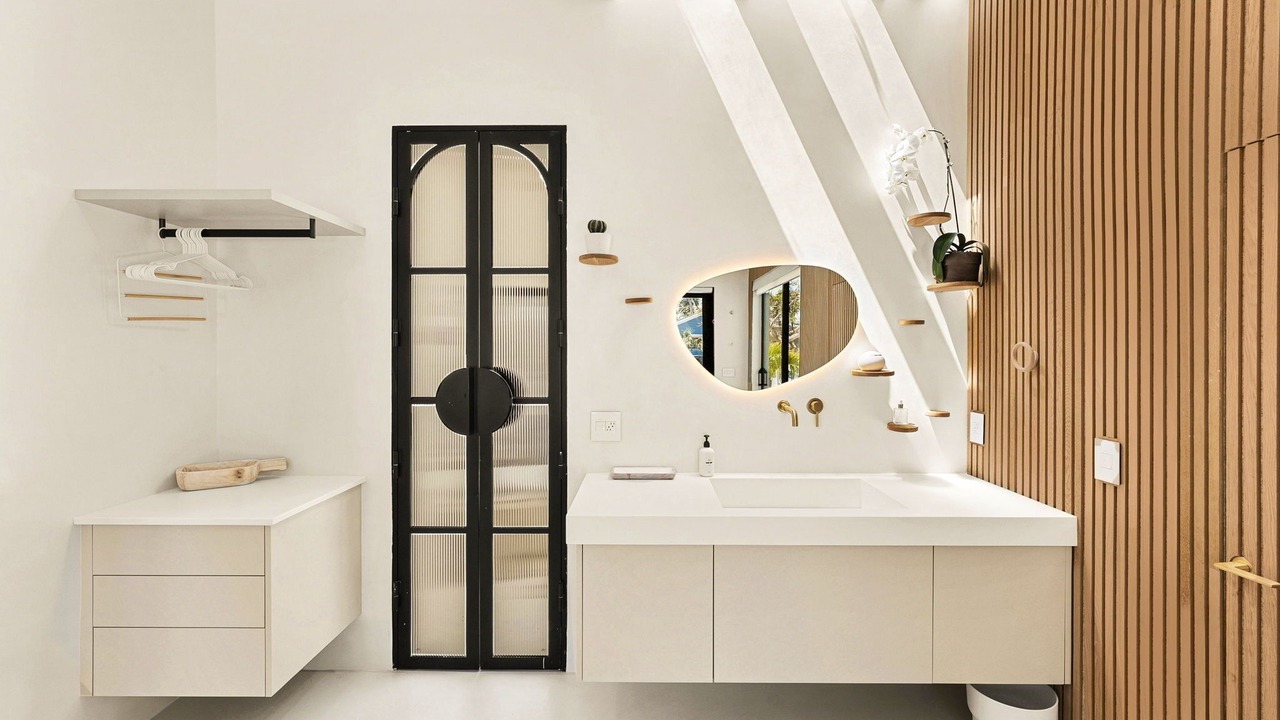 Photo of Bathroom in Holmes Beach