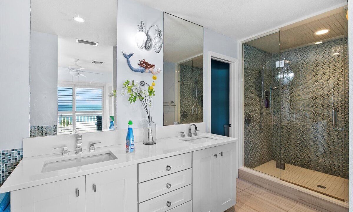 Photo of Bathroom in Englewood