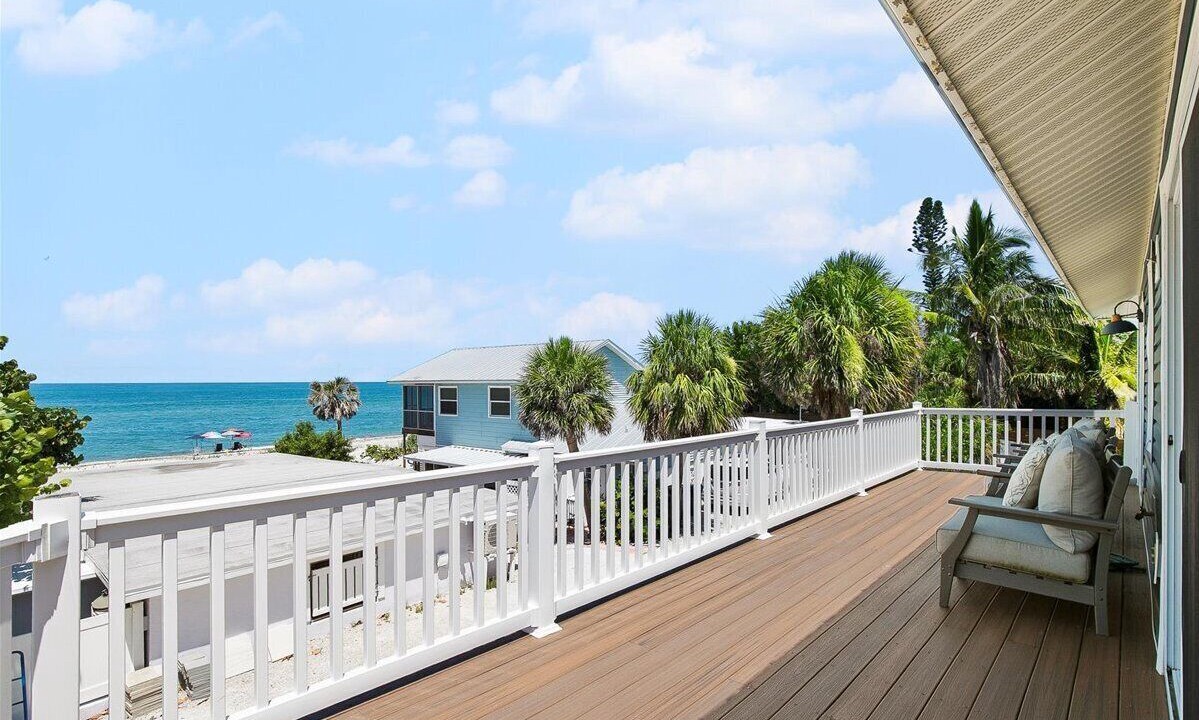 Photo of Patio Balcony in Englewood