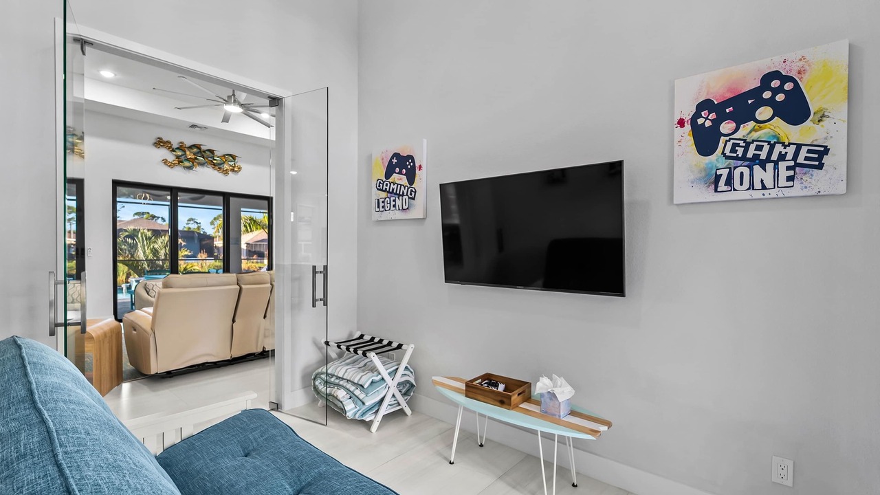 Photo of Livingroom in South Gulf Cove