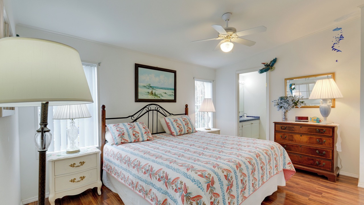 Photo of Bedroom in Stuart