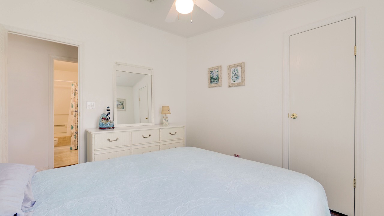Photo of Bedroom in Stuart