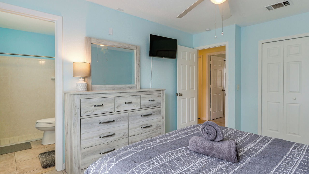 Photo of Bedroom in Interchange Square