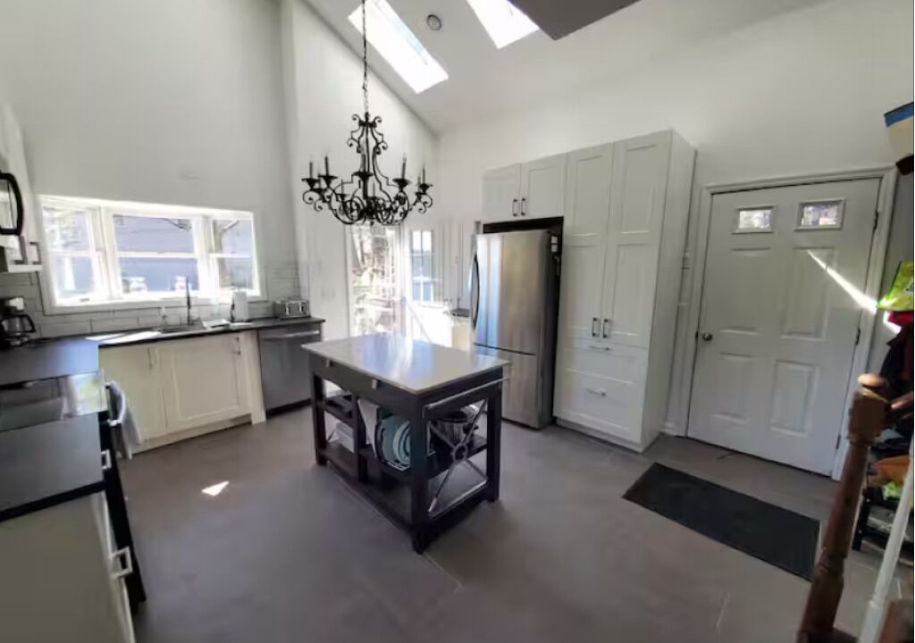 Photo of Kitchen in Glasser
