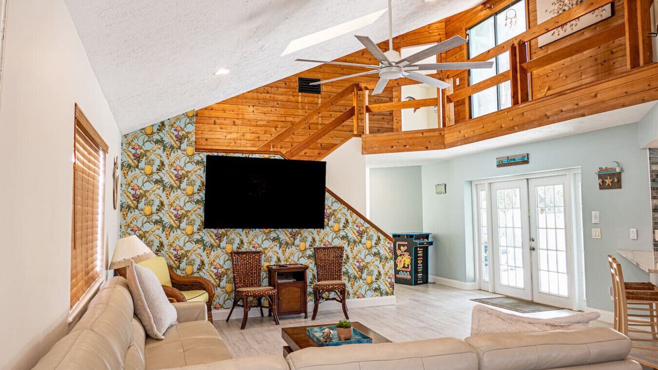 Photo of Bedroom in Jensen Beach