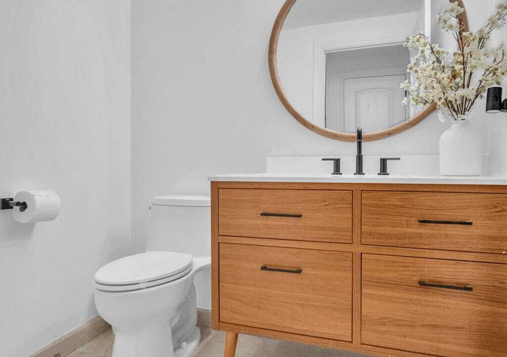 Photo of Bathroom in Coconut Grove