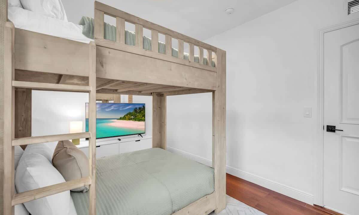 Photo of Bedroom in Coconut Grove