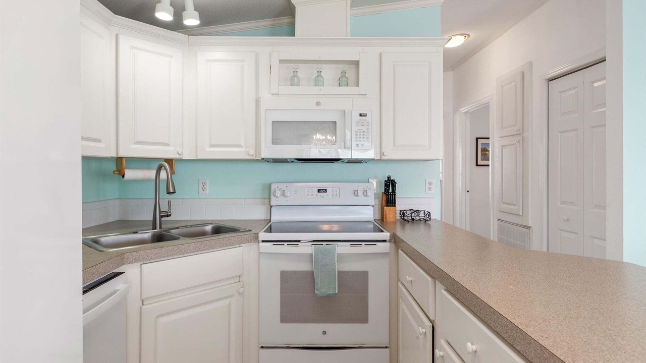 Photo of Kitchen in Cudjoe Key
