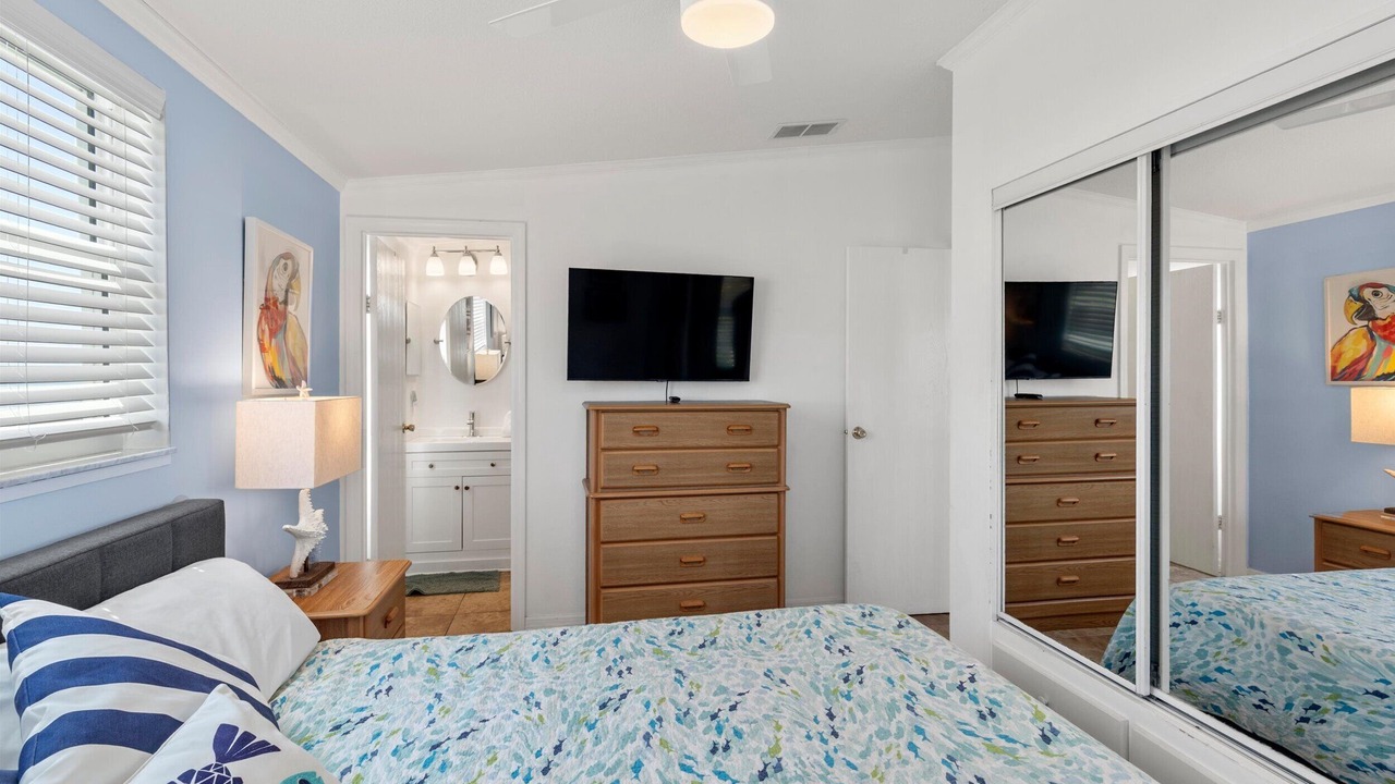 Photo of Bedroom in Cudjoe Key
