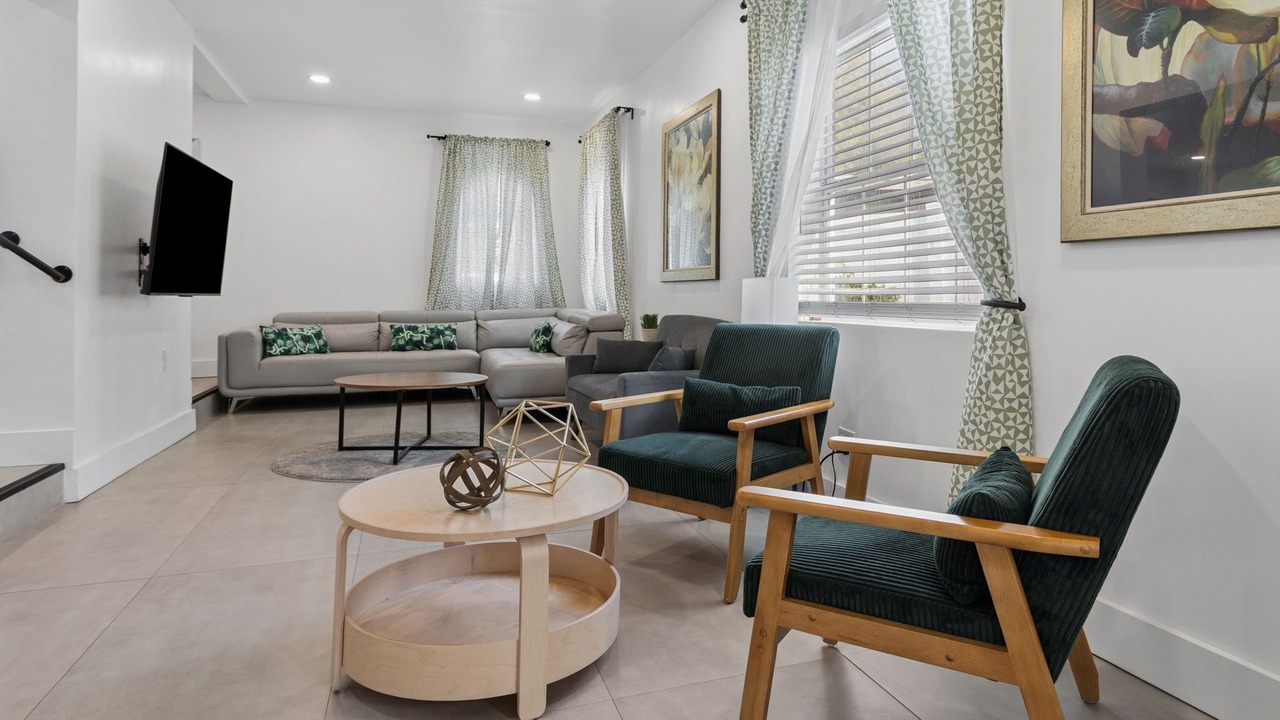 Photo of Livingroom in Tampa