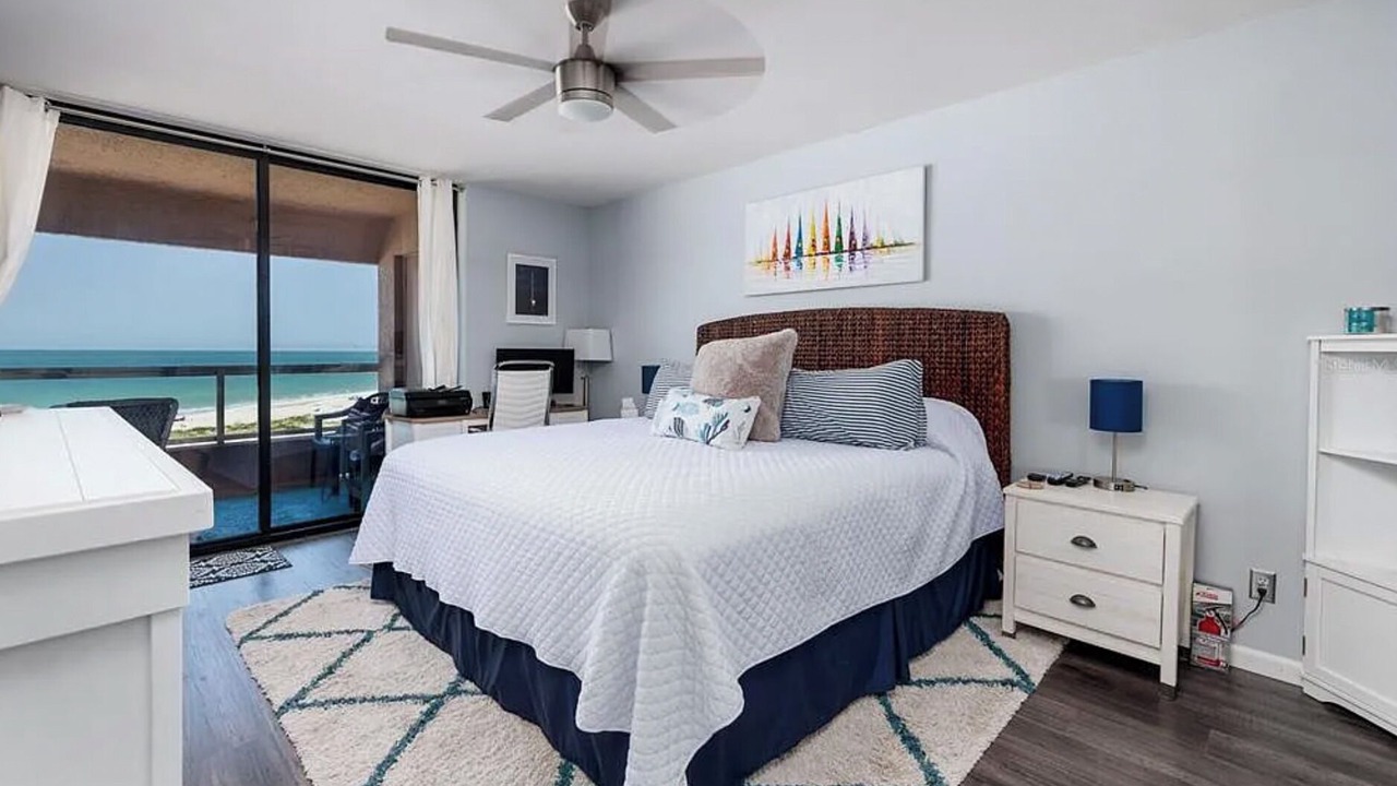 Photo of Bedroom in Sand Key
