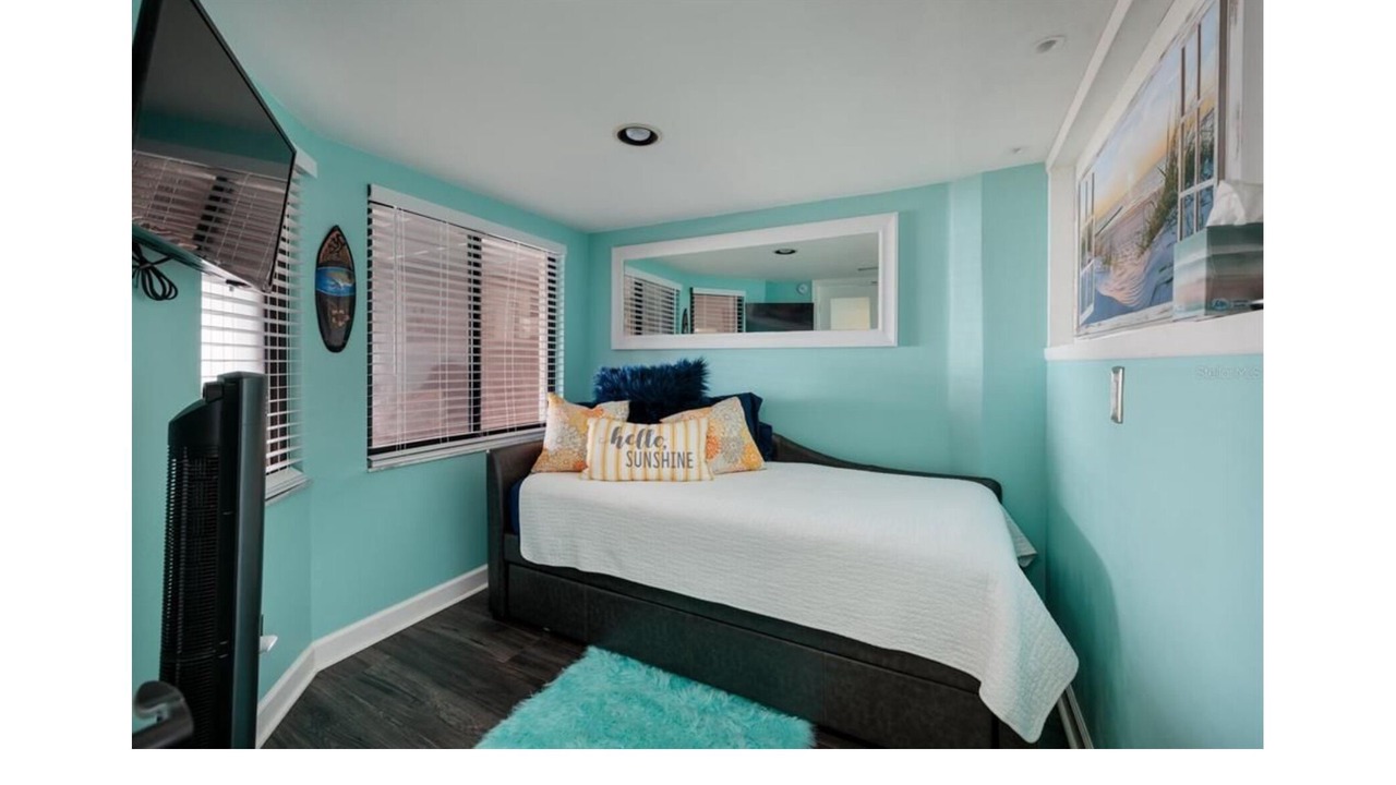 Photo of Bedroom in Sand Key
