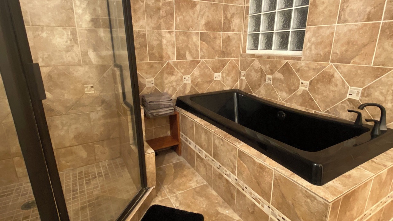 Photo of Bathroom in Seffner