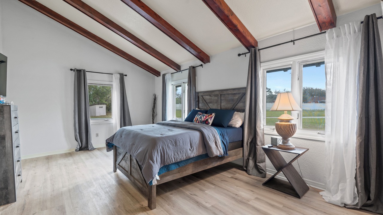 Photo of Bedroom in Seffner