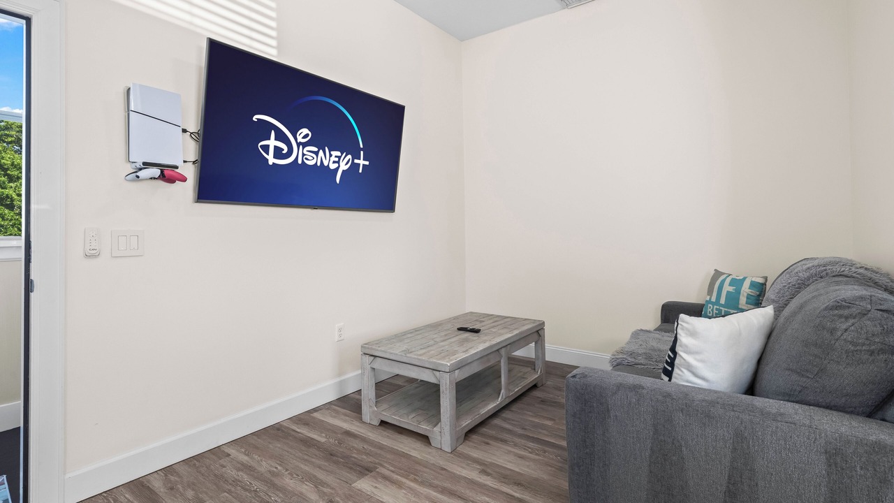 Photo of Livingroom in Auburndale