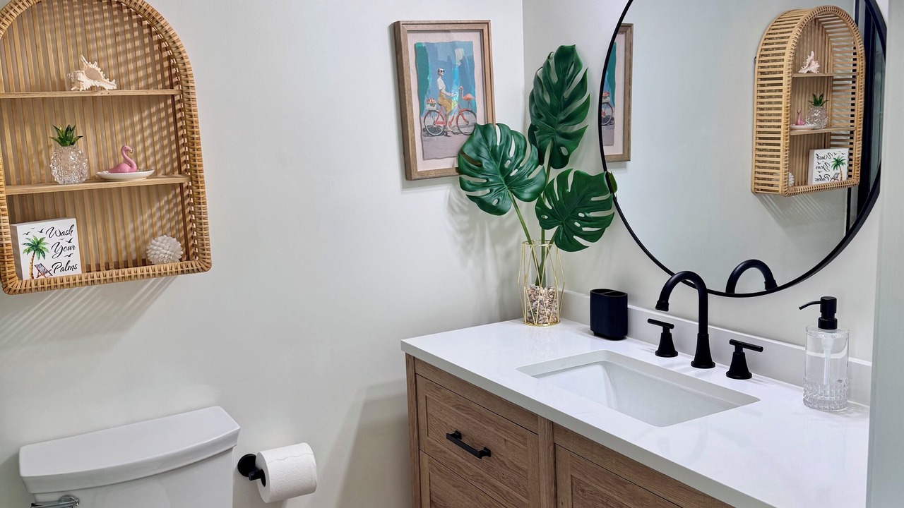 Photo of Bathroom in North Palm Beach Heights