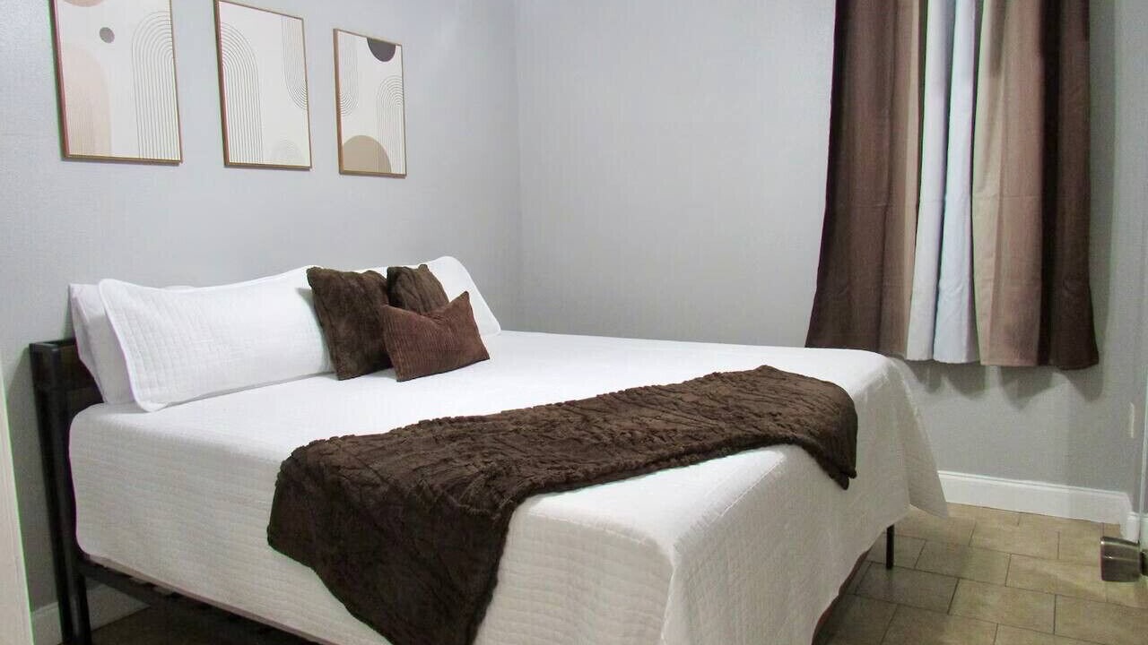 Photo of Bedroom in Carrollwood