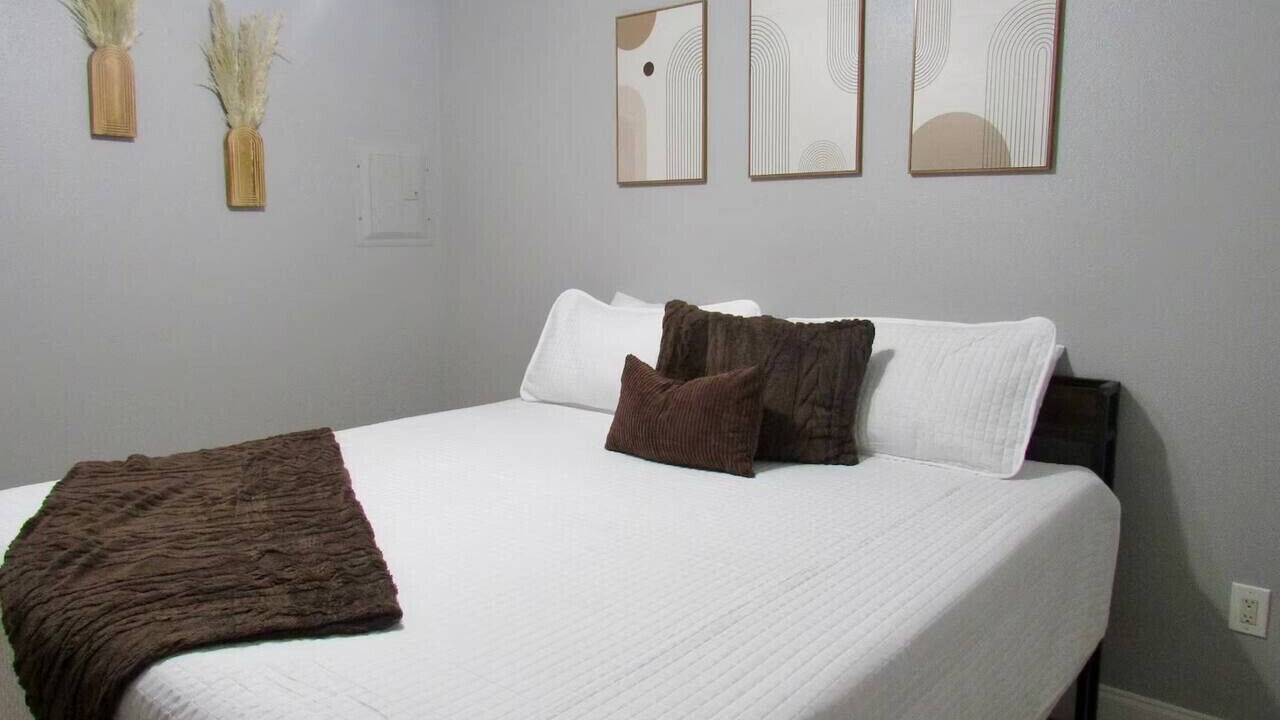 Photo of Bedroom in Carrollwood