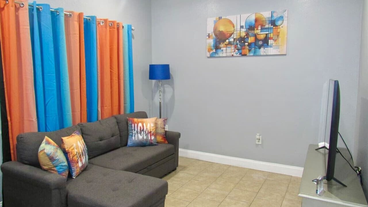 Photo of Livingroom in Carrollwood