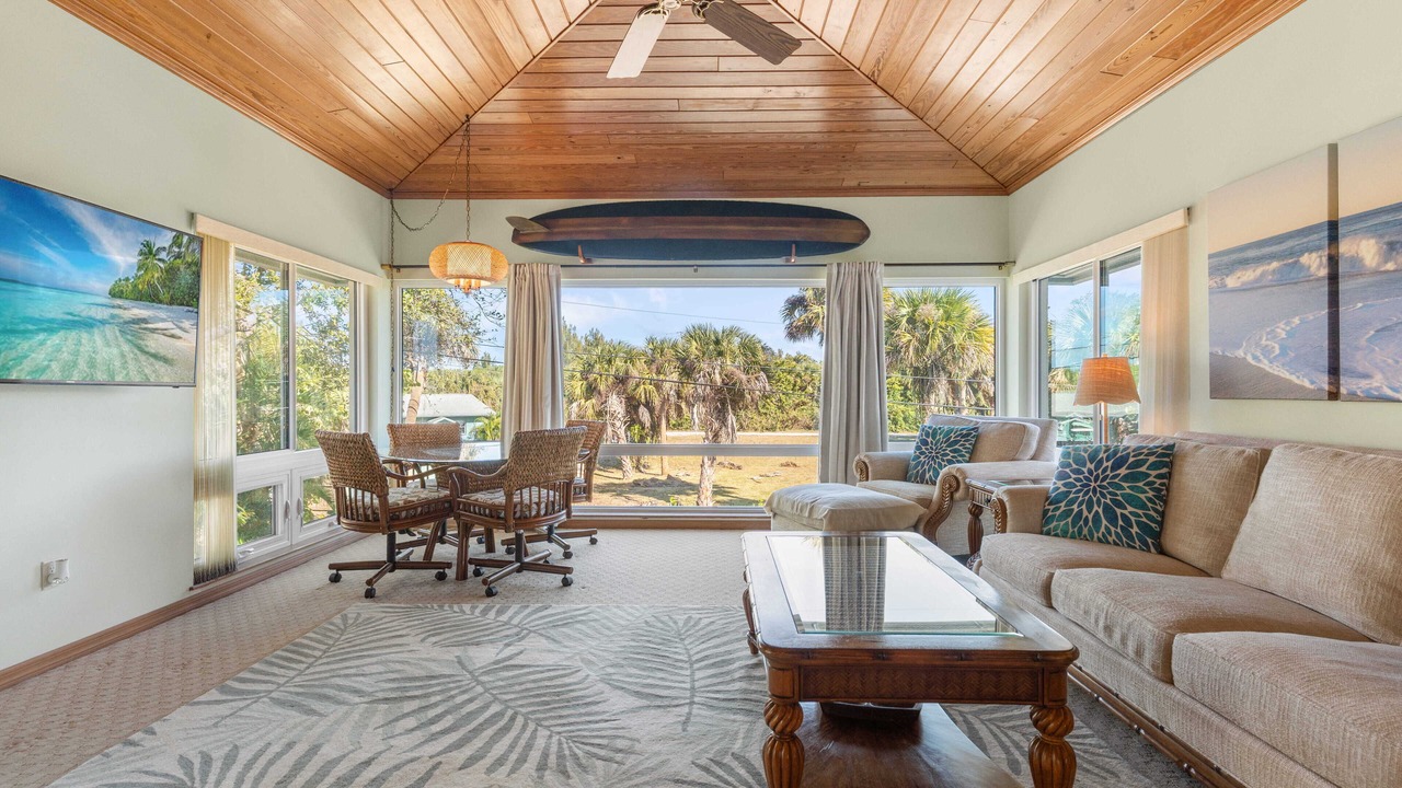 Photo of Livingroom in Fort Pierce Shores