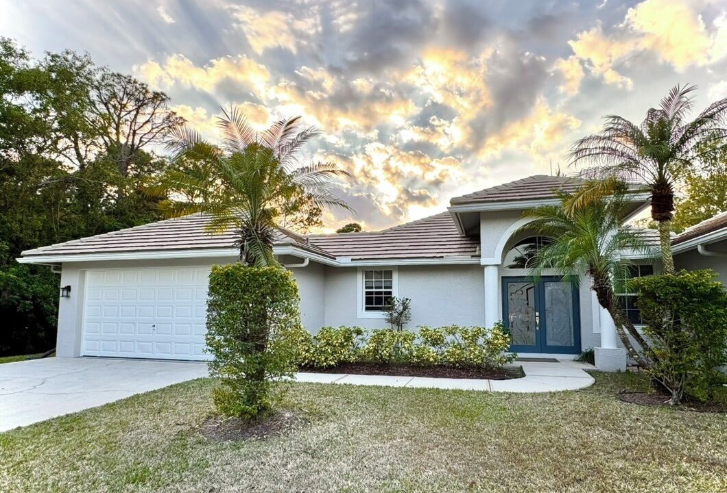 Photo of Outdoor in Jupiter Farms