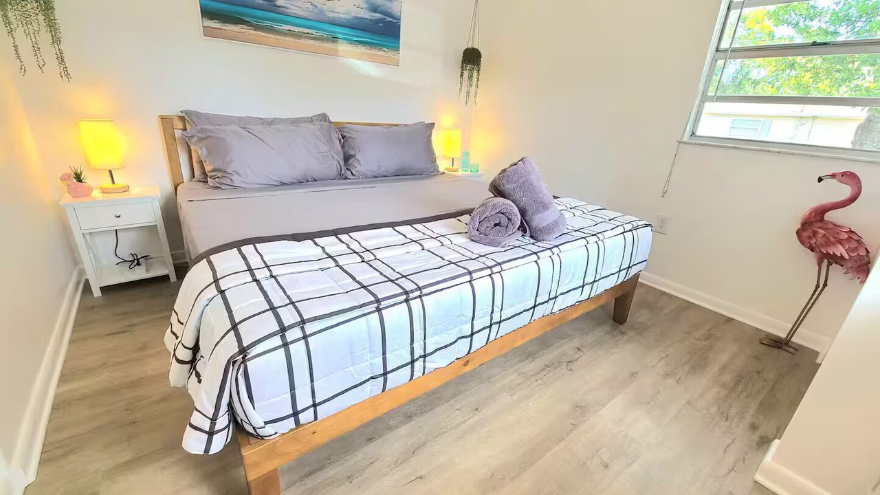 Photo of Bedroom in United Central
