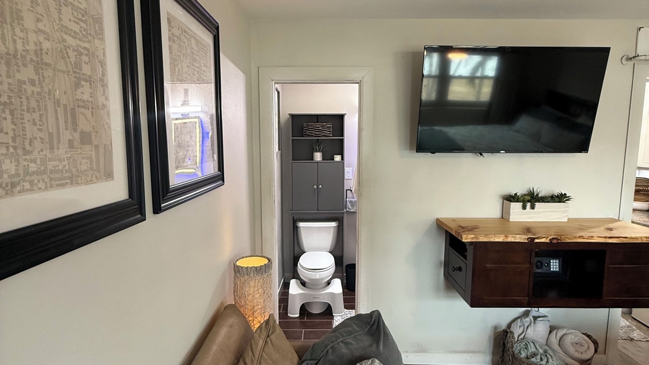 Photo of Livingroom in Waterway Estates