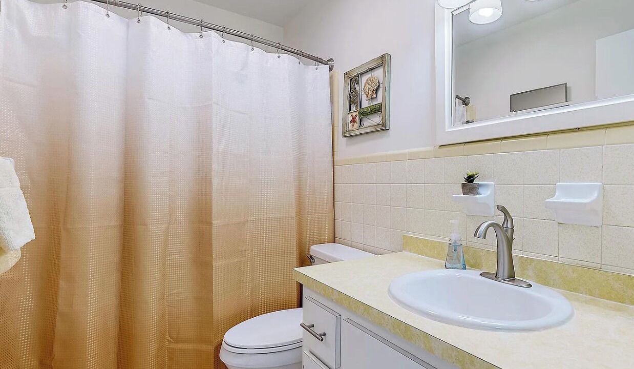 Photo of Bathroom in Fort Pierce