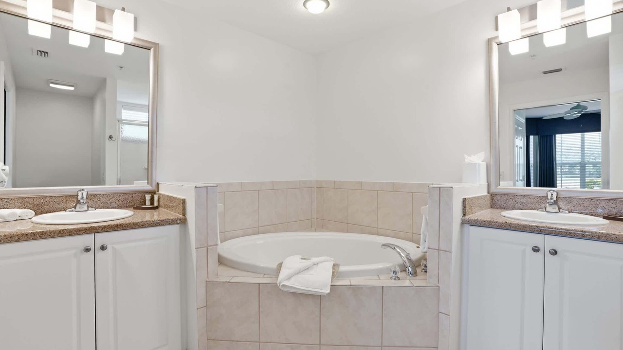 Photo of Bathroom in Naples