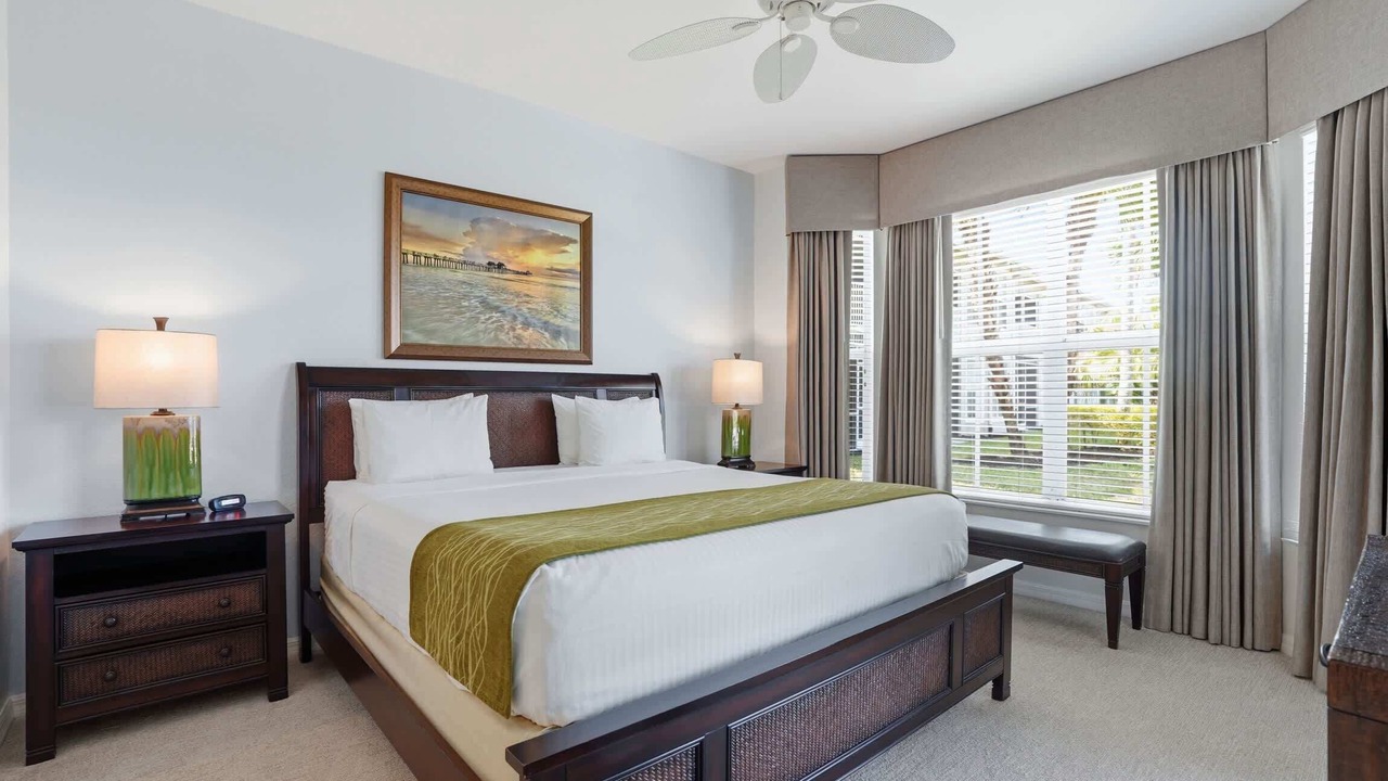 Photo of Bedroom in Naples