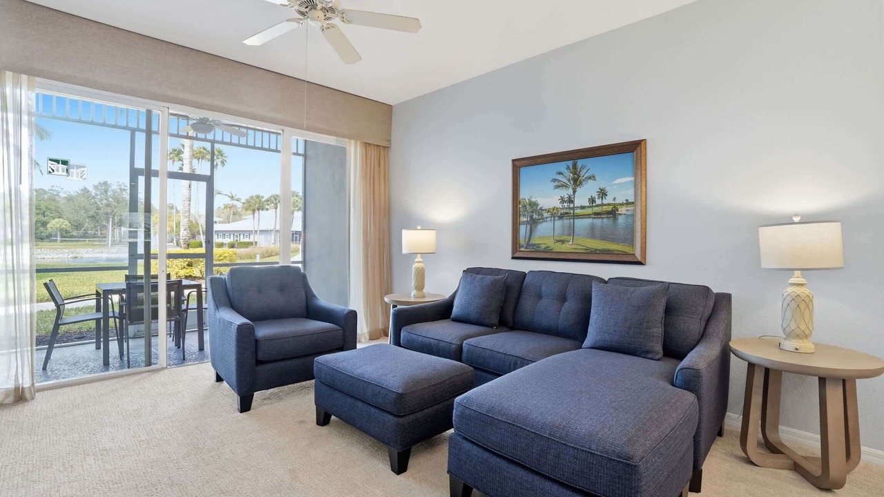 Photo of Livingroom in Naples