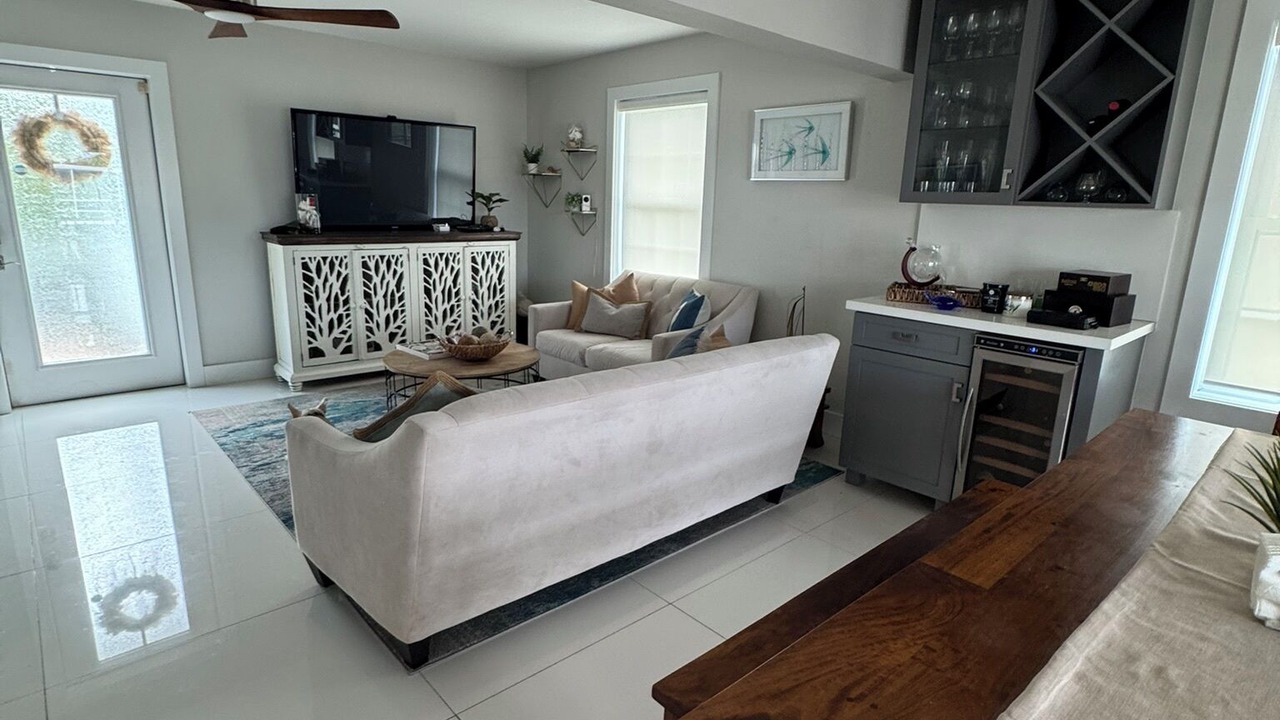 Photo of Livingroom in Key Largo