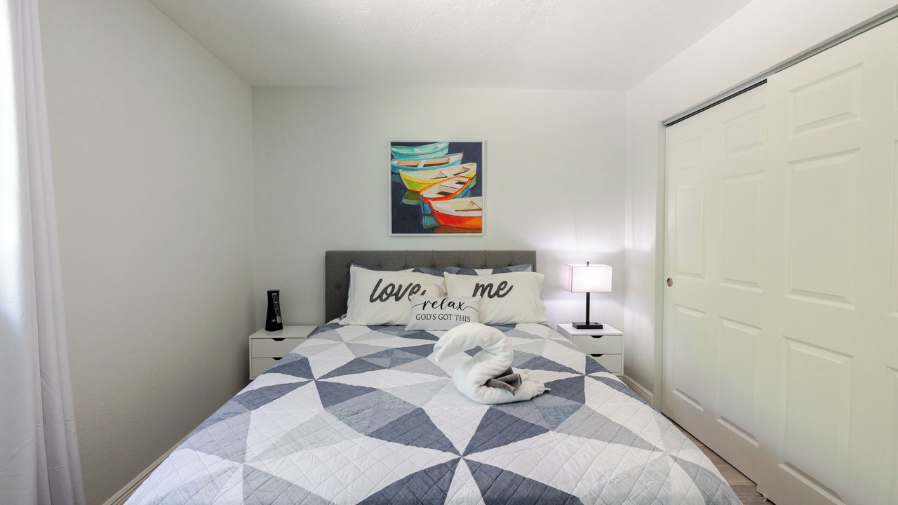 Photo of Bedroom in Gillespie Park